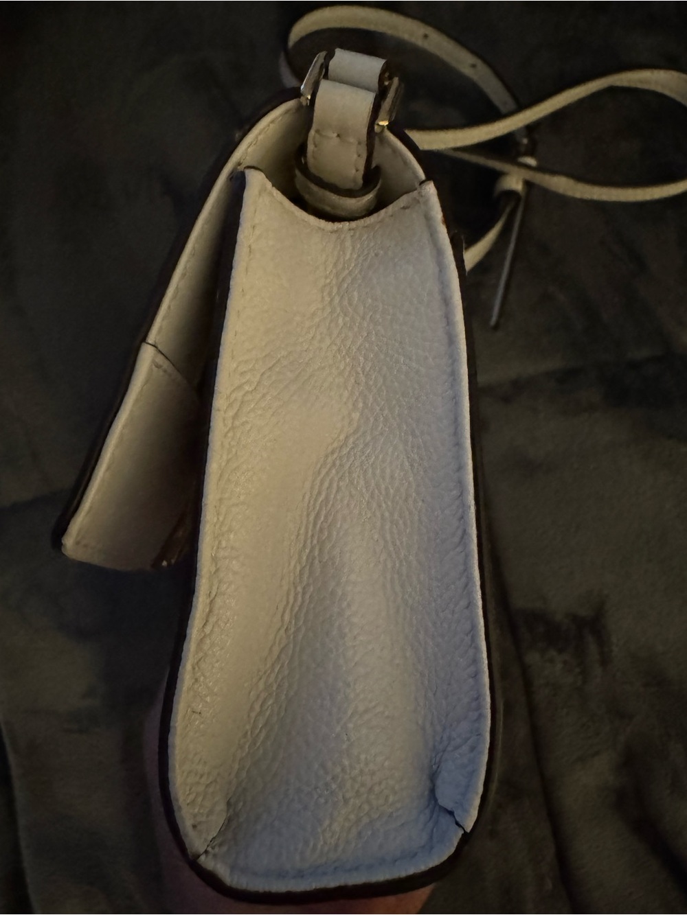 Michael Kors Two-Tone Beige and Cream Leather Crossbody - Picture 4 of 8